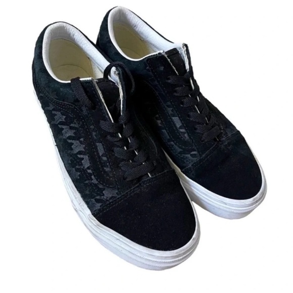 Vans Shoes - VANS Houndstoothembs Old School Black Sneakers Size 7
